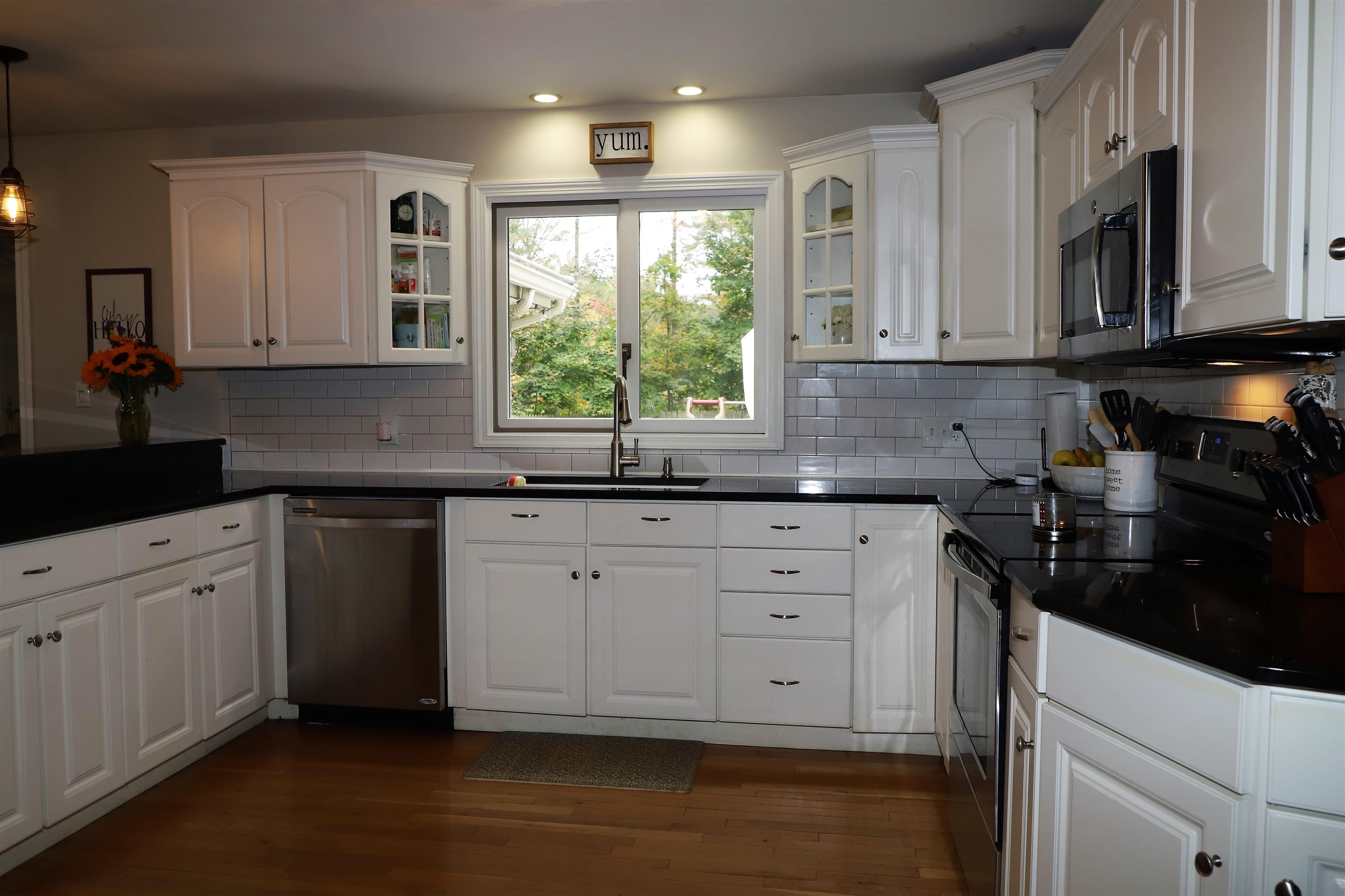 23 Wildwood Road Keene, NH 03431 - Photo 6 of 38
