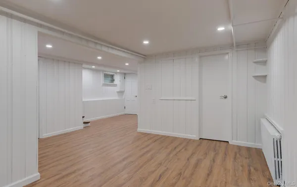 $3,300 | 23 Park Avenue, Oyster Bay, NY 11771