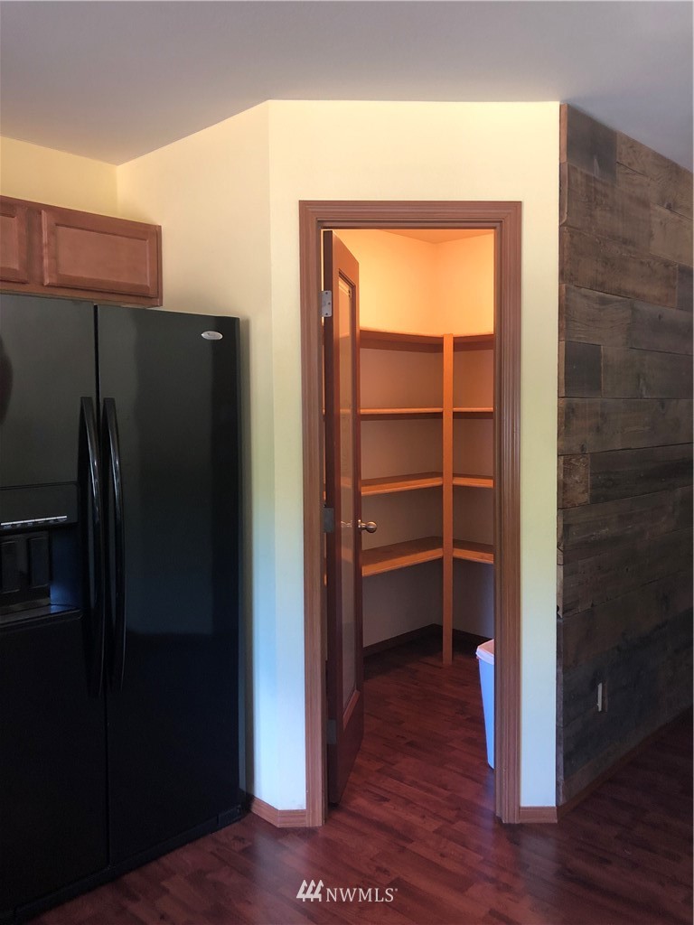 411 Raintree Loop Southeast Rainier, WA 98576 - Photo 6 of 23 Gallery Image 6