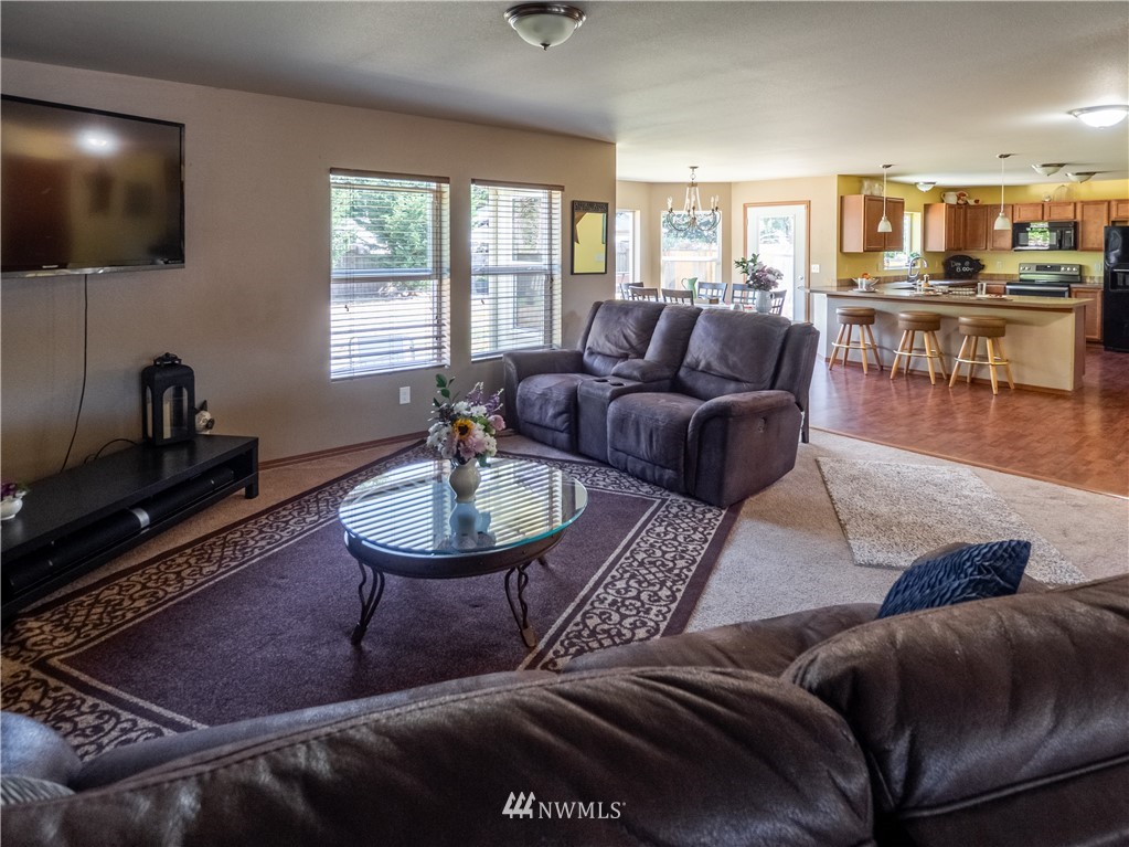 411 Raintree Loop Southeast Rainier, WA 98576 - Photo 8 of 23 Gallery Image 8