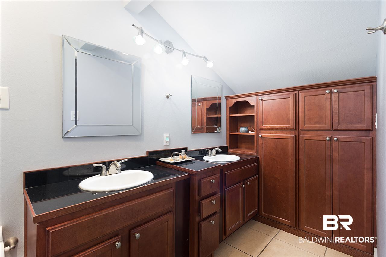 135 Michael Loop Daphne, AL 36526 - Photo 13 of 23
