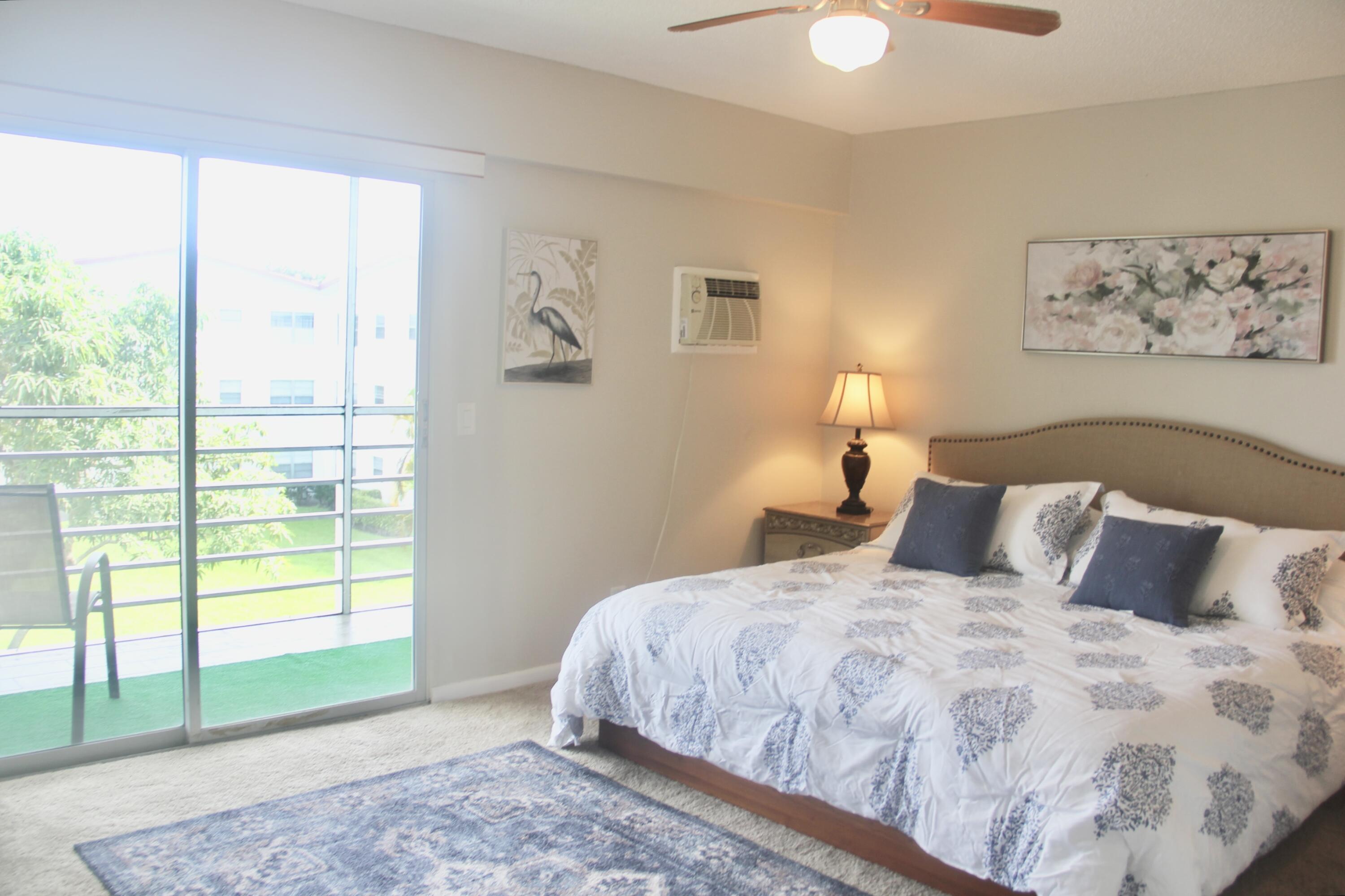454 Fanshaw K Boca Raton, FL 33434 - Photo 10 of 30 Easy Access to Private Balcony
