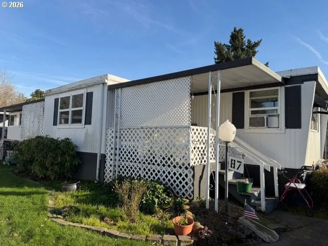 $39,550 | 16901 Southeast Division Street, Unit 87, Portland, OR 97236