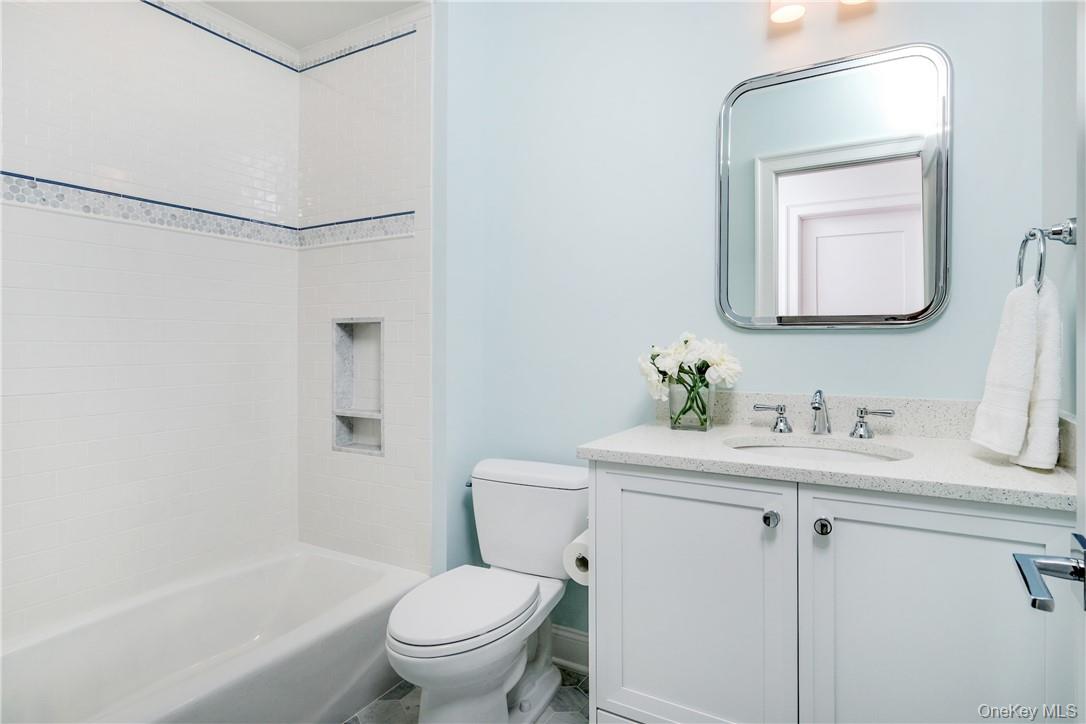220 Central Avenue Rye, NY 10580 - Photo 15 of 24