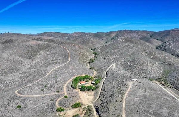 $1,890,000 | 33900 Fabry Road, Soledad, CA 93960