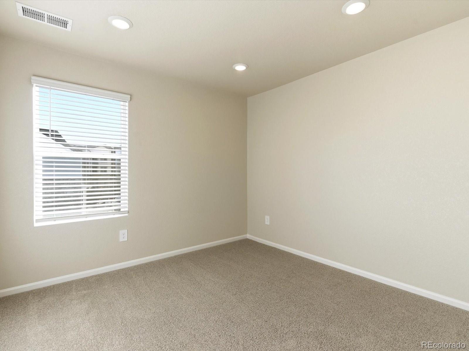 744 North Rome Street Aurora, CO 80018 - Photo 15 of 26