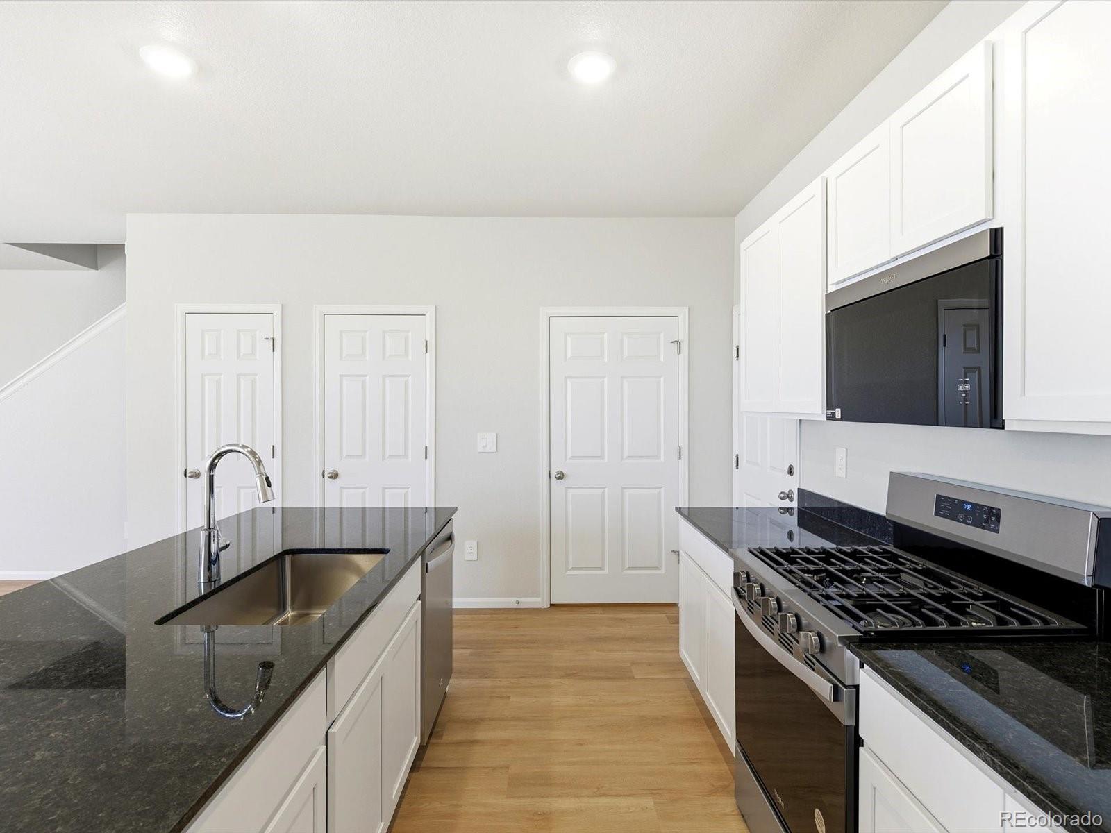 744 North Rome Street Aurora, CO 80018 - Photo 7 of 26