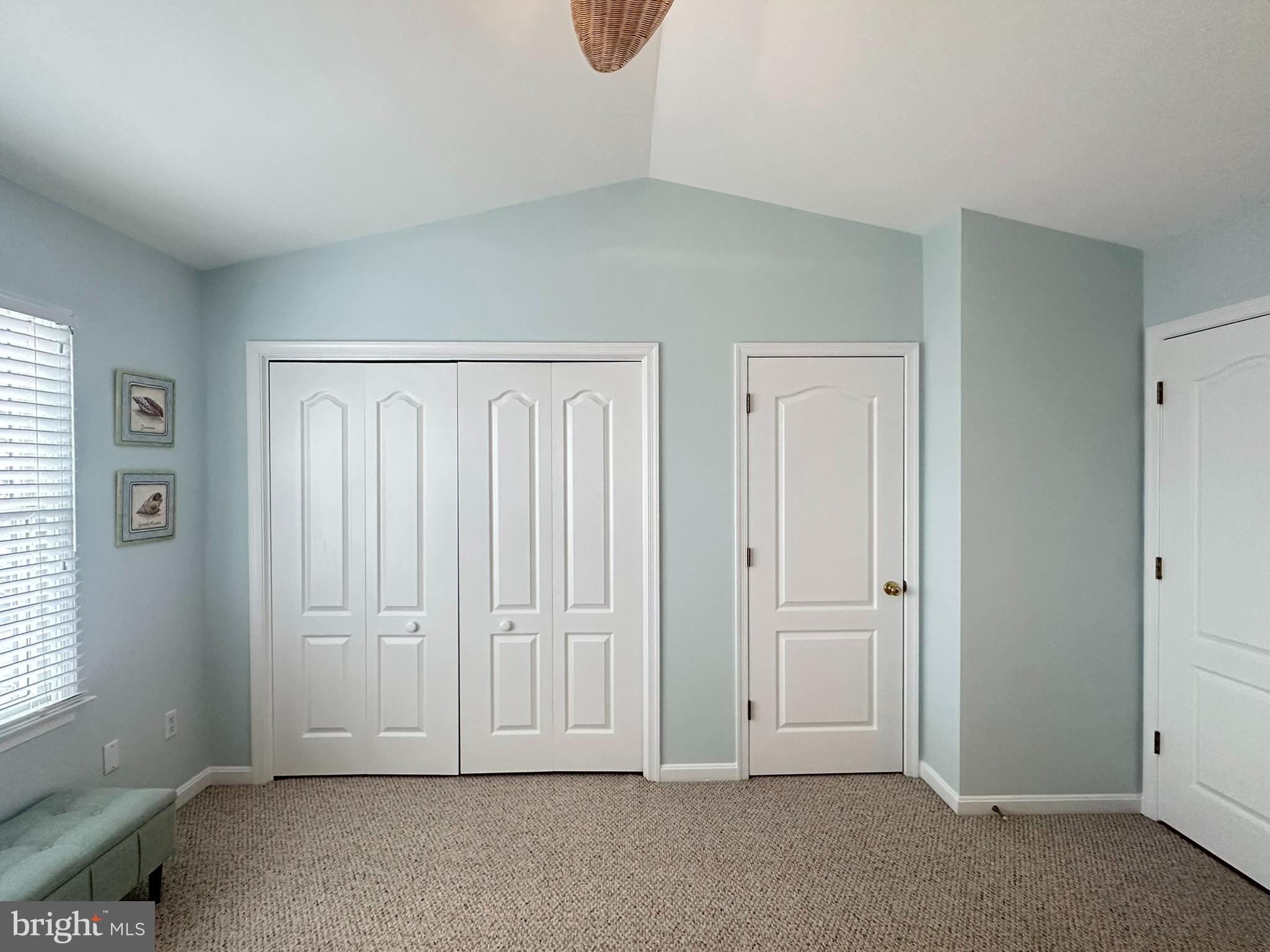 712 Mooring Road Ocean City, MD 21842 - Photo 40 of 60 an empty room with windows