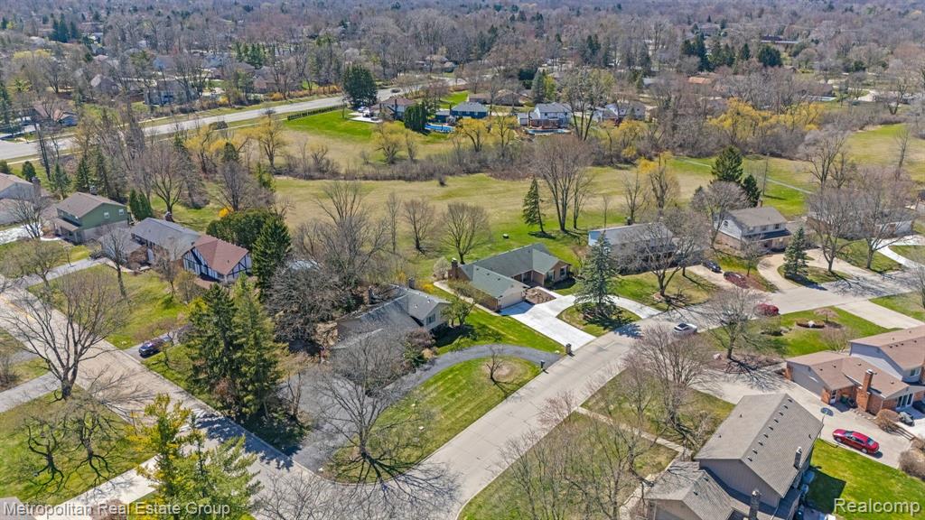 29607 High Valley Road Farmington Hills, MI 48331 - Photo 27 of 27