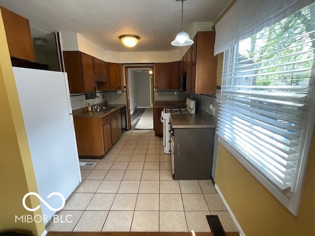 1935 Randall Road Indianapolis, IN 46240 - Photo 13 of 24 Gallery Image 13