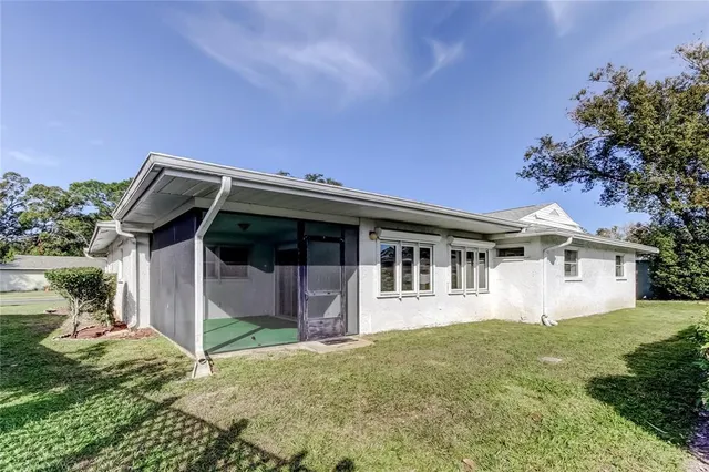 $320,000 | 835 Anchorage Lane, Palm Harbor, FL 34685