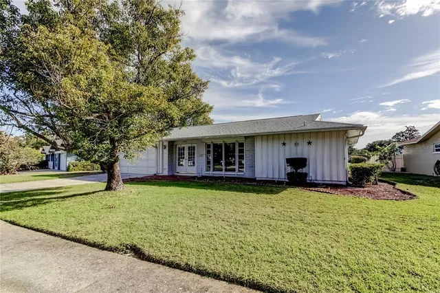 $320,000 | 835 Anchorage Lane, Palm Harbor, FL 34685