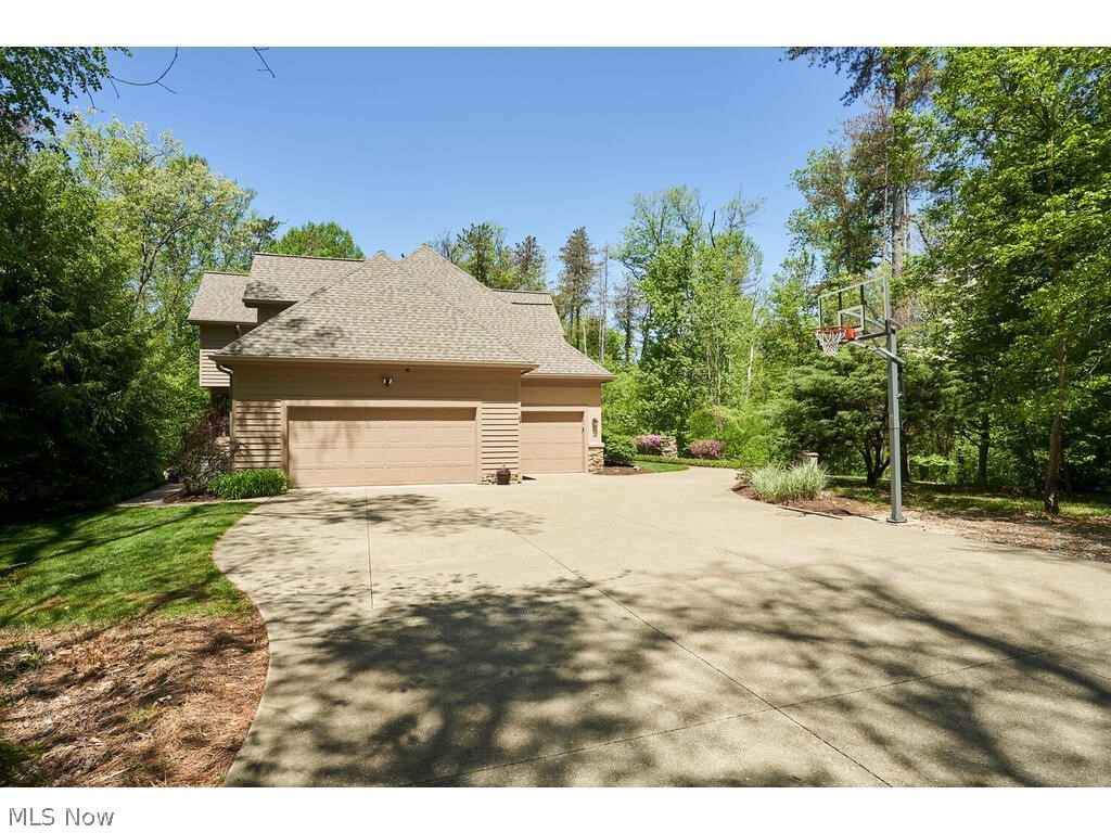 1370 Sand Run Road Akron, OH 44333 - Photo 34 of 35