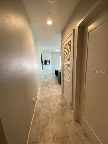 $4,500 | 1500 State Street, Unit 401, Sarasota, FL 34236