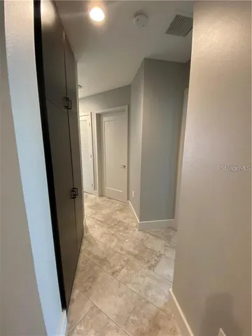 $4,500 | 1500 State Street, Unit 401, Sarasota, FL 34236