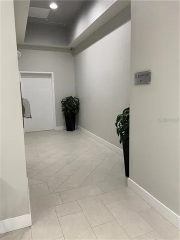 $4,500 | 1500 State Street, Unit 401, Sarasota, FL 34236