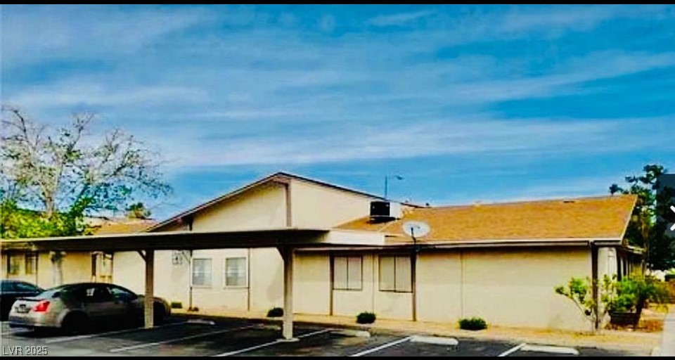 5701 Smoke Ranch Road, Unit D Las Vegas, NV 89108 - Photo 2 of 14