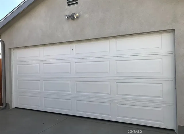 $3,600 | 862 West 74th Street, Los Angeles, CA 90044