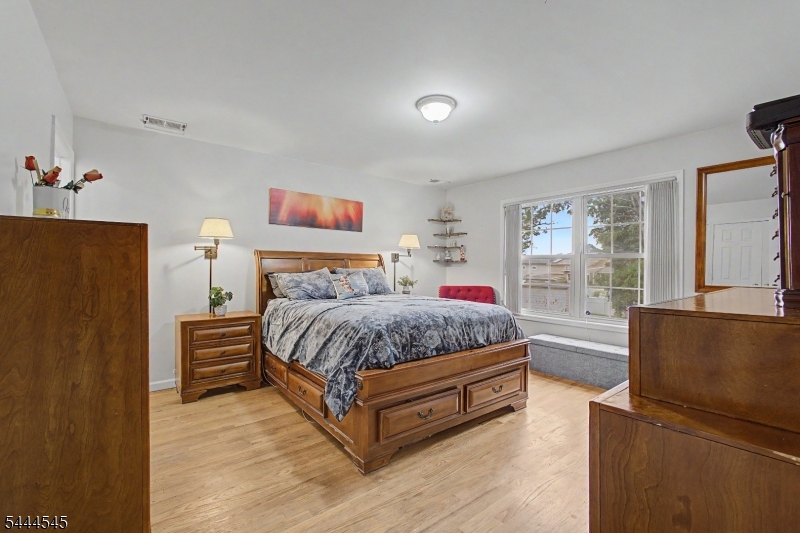 453 Huntington Road Union, NJ 07083 - Photo 13 of 28
