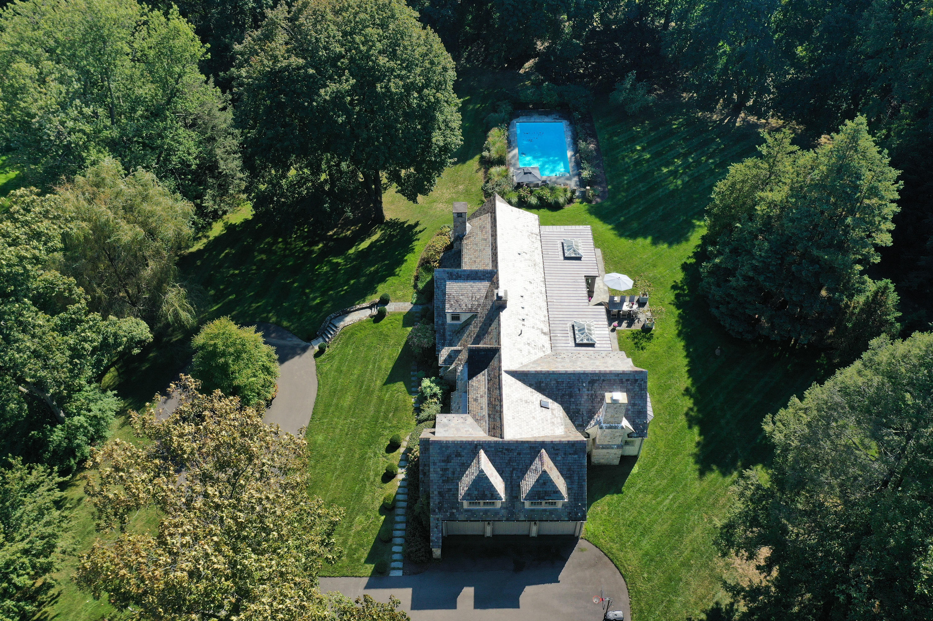 18 Wee Burn Lane Darien, CT 06820 - Photo 47 of 56 an aerial view of a house with a yard