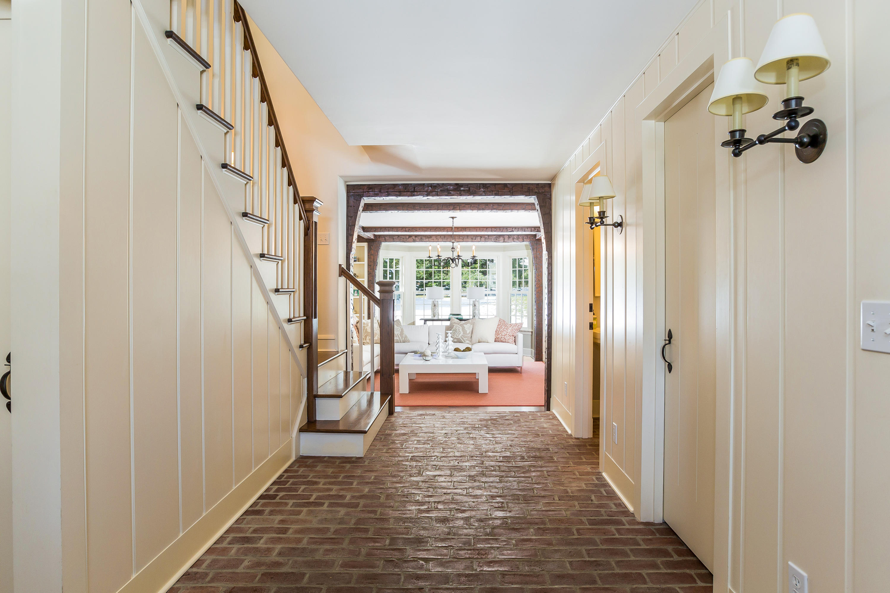 18 Wee Burn Lane Darien, CT 06820 - Photo 7 of 56 a hallway with a wooden floor and a shower
