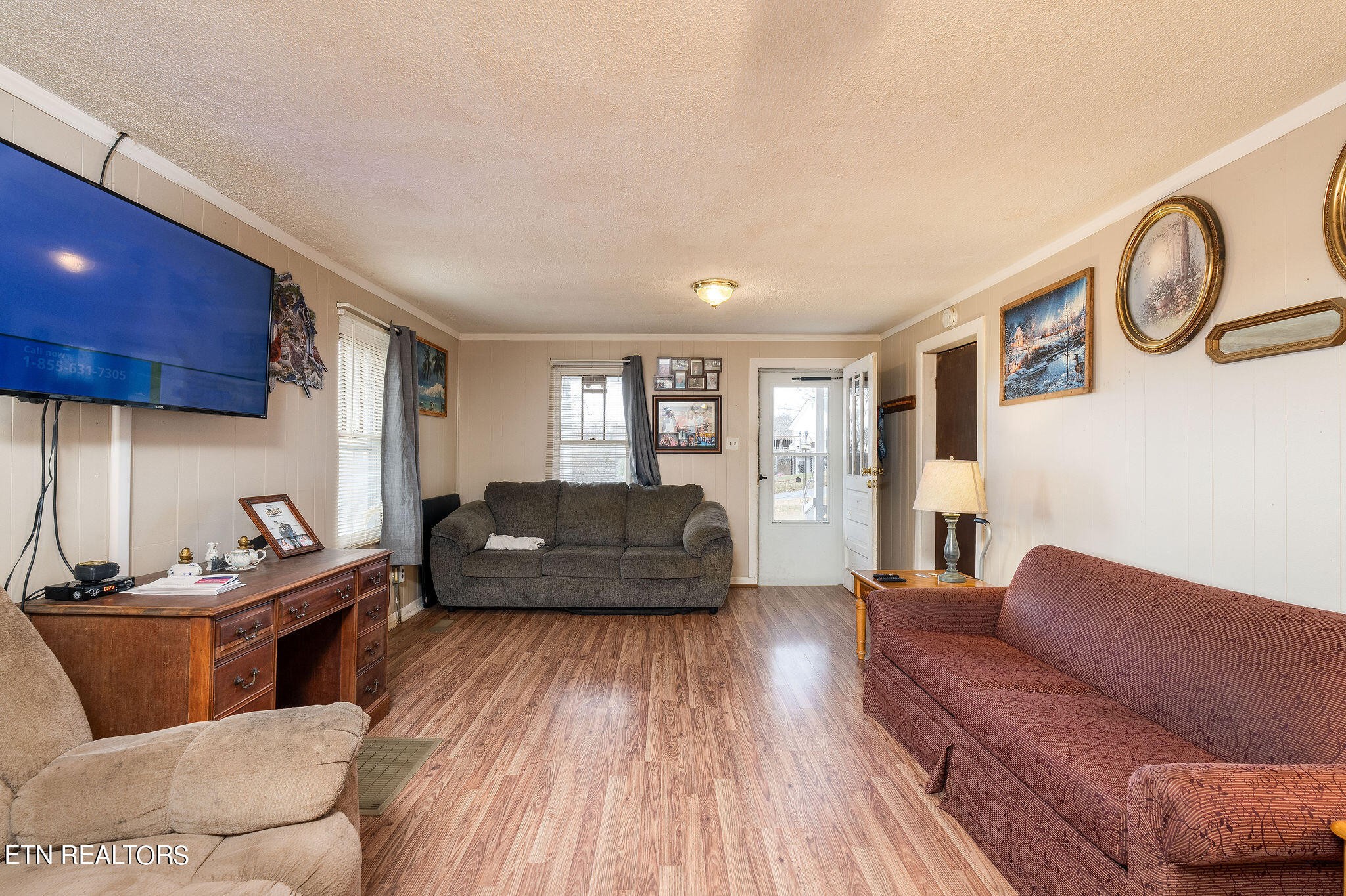 1371 Ridgecrest Avenue Kingsport, TN 37660 - Photo 4 of 28 Gallery Image 4