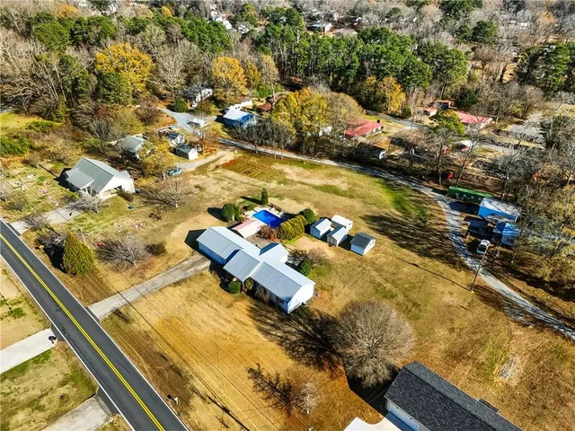 $350,000 | 76 Baker Road Southeast, Cartersville, GA 30121