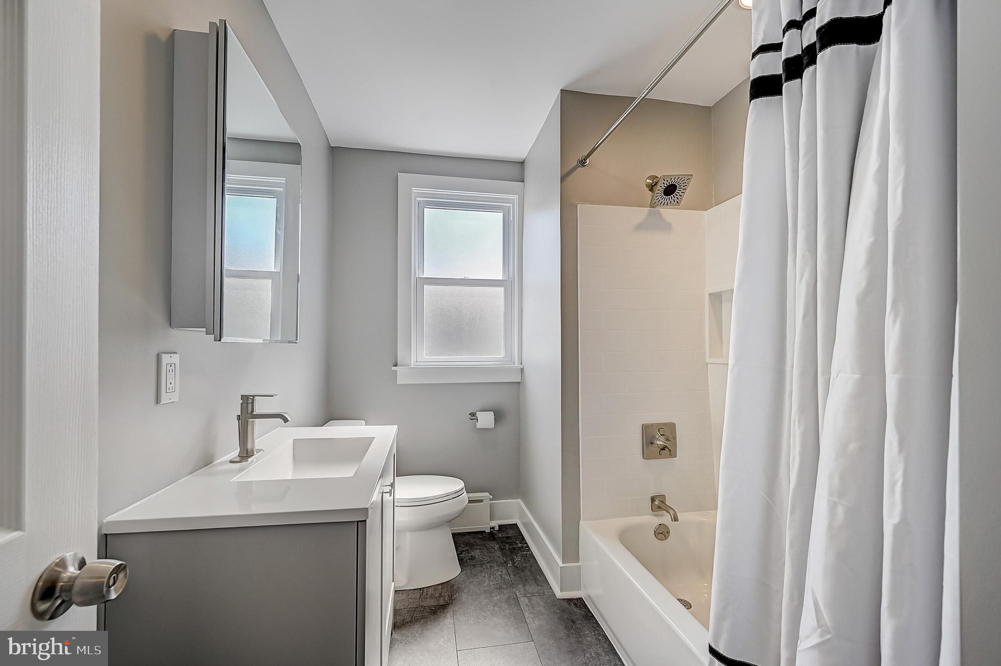 811 Rhawn Street Philadelphia, PA 19111 - Photo 30 of 49 Gallery Image 30