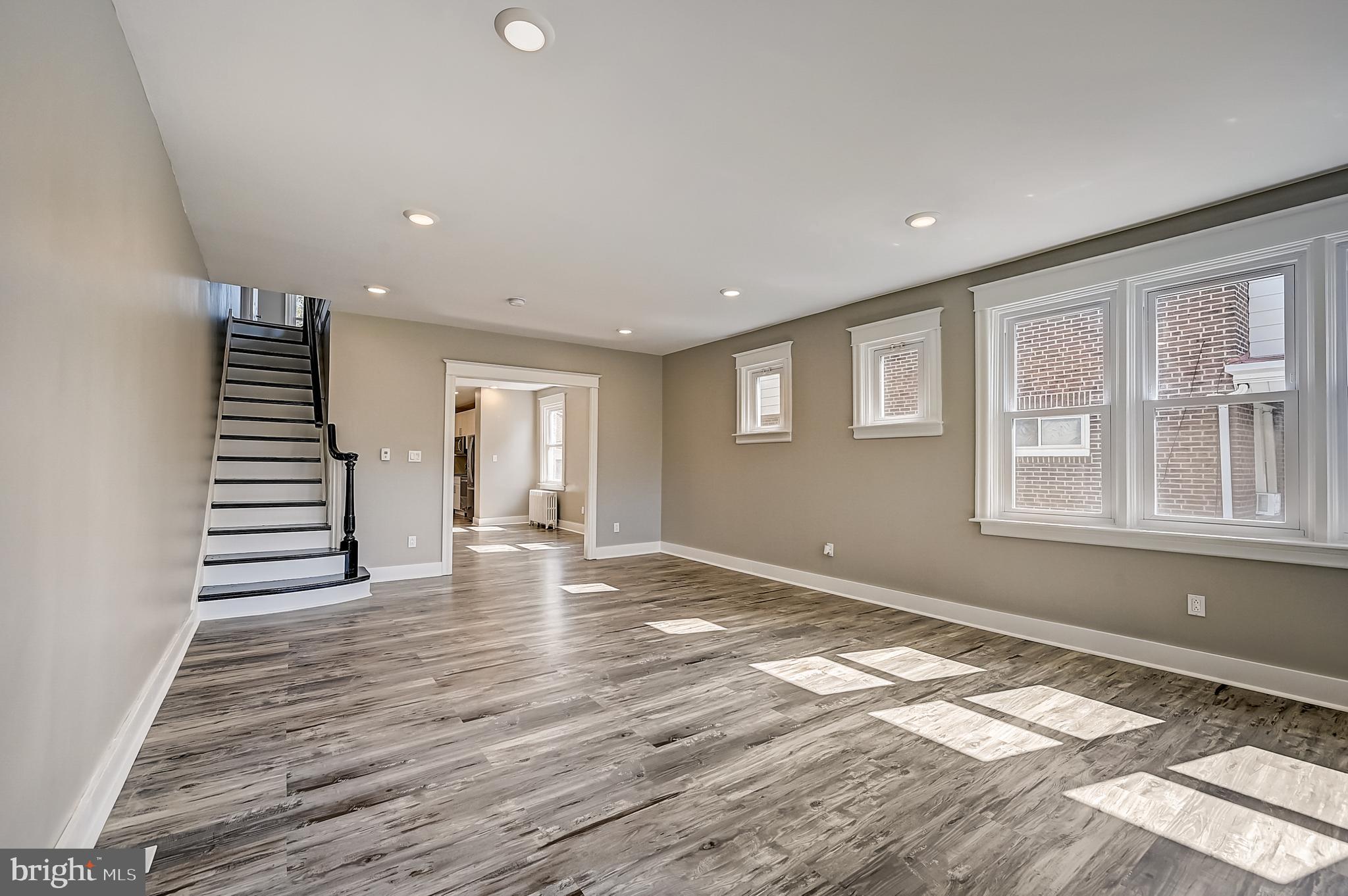 811 Rhawn Street Philadelphia, PA 19111 - Photo 9 of 49 Gallery Image 9