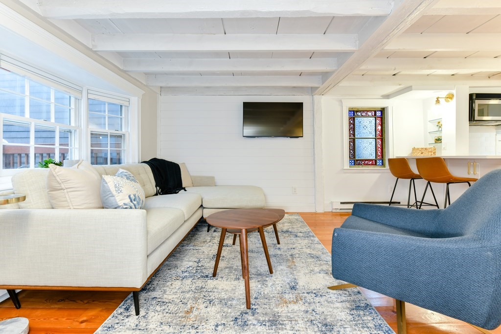 60 Front Street, Unit COTTAGE Marblehead, MA 01945 - Photo 3 of 17 Gallery Image 3