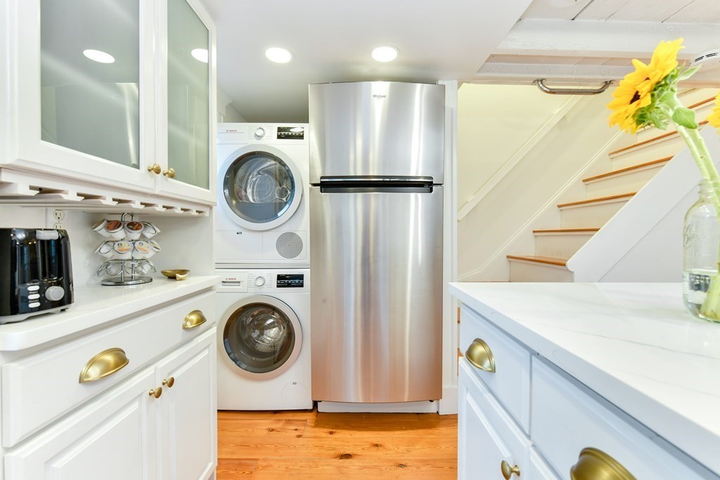 60 Front Street, Unit COTTAGE Marblehead, MA 01945 - Photo 10 of 17 Gallery Image 10