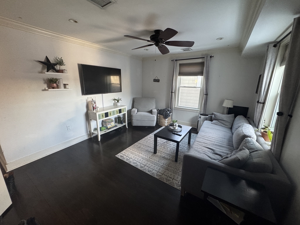 581 East 8th Street, Unit 2 Boston, MA 02127 - Photo 3 of 10