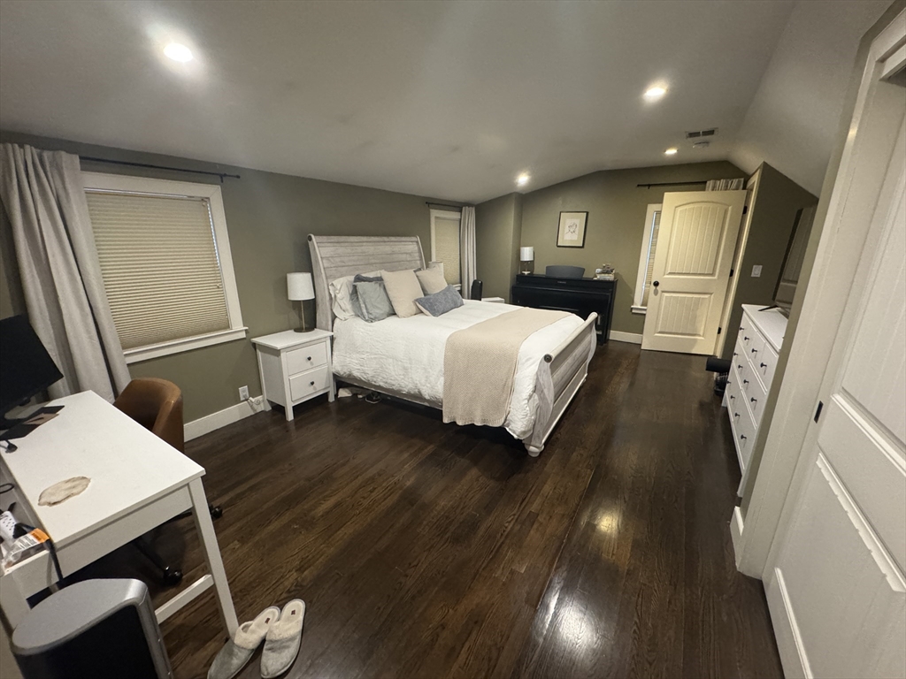 581 East 8th Street, Unit 2 Boston, MA 02127 - Photo 8 of 10