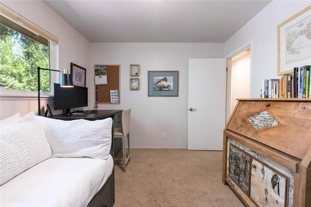 10659 Torrey Pine Road Truckee, CA 96161 - Photo 13 of 20 Gallery Image 13