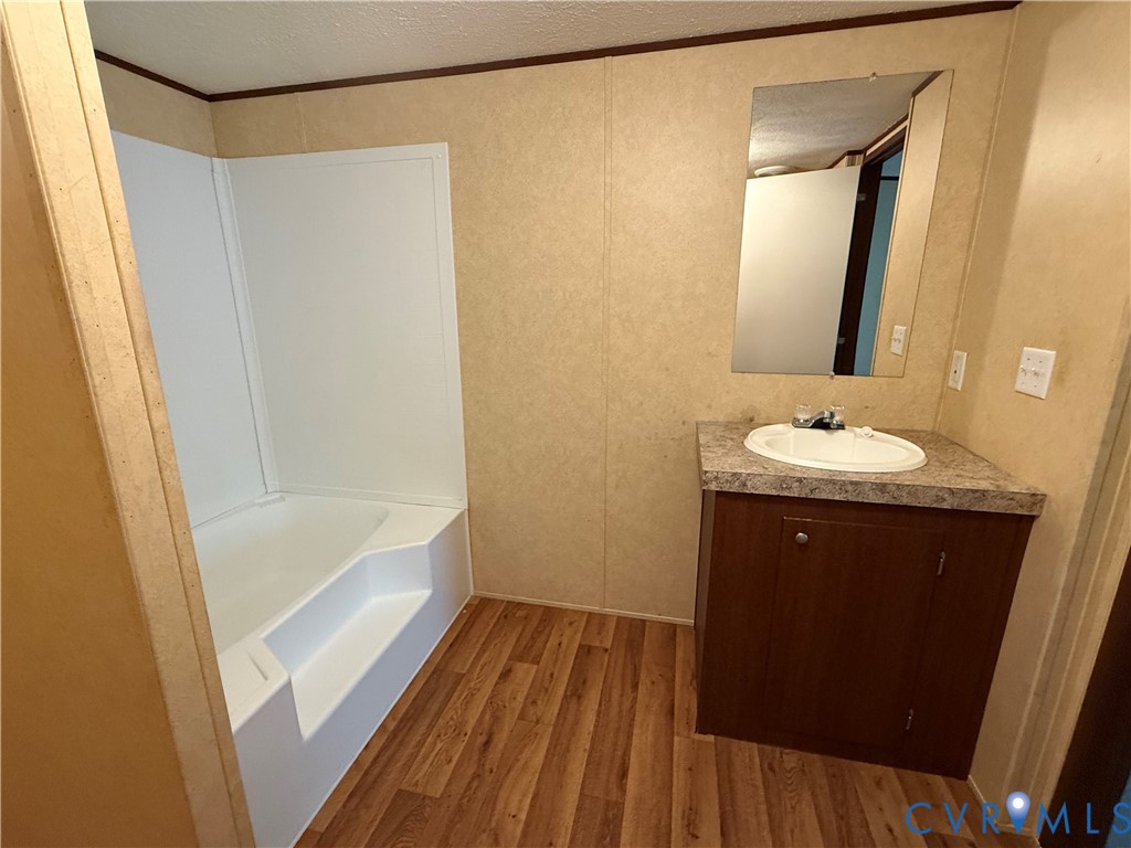 184 Ivy Road Howardsville, VA 24562 - Photo 13 of 20