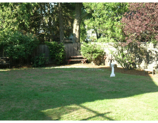 63 Stratford Road Melrose, MA 02176 - Photo 19 of 21 Gallery Image 19