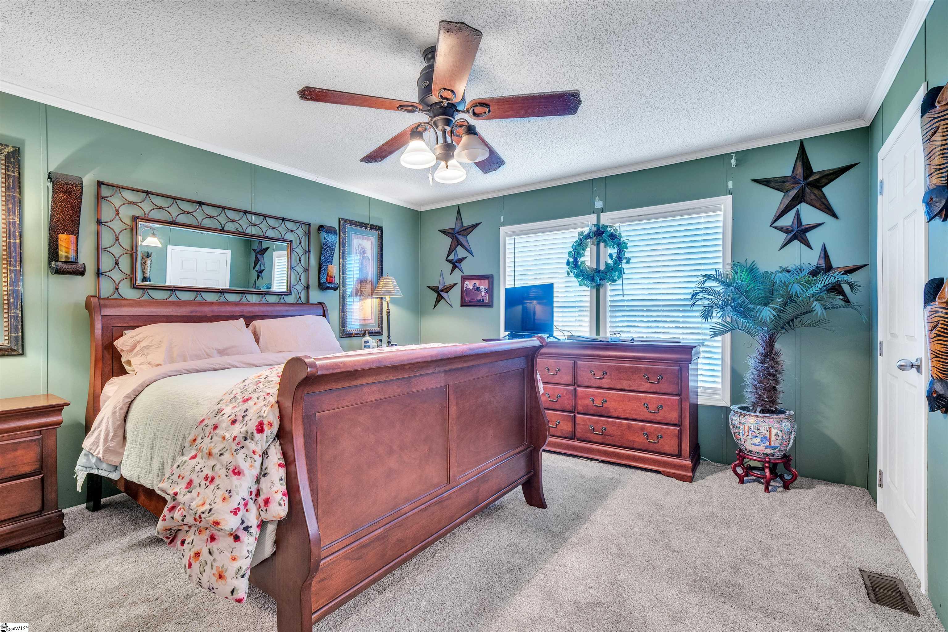 552 South Buckhorn Road Greenville, SC 29609 - Photo 21 of 32