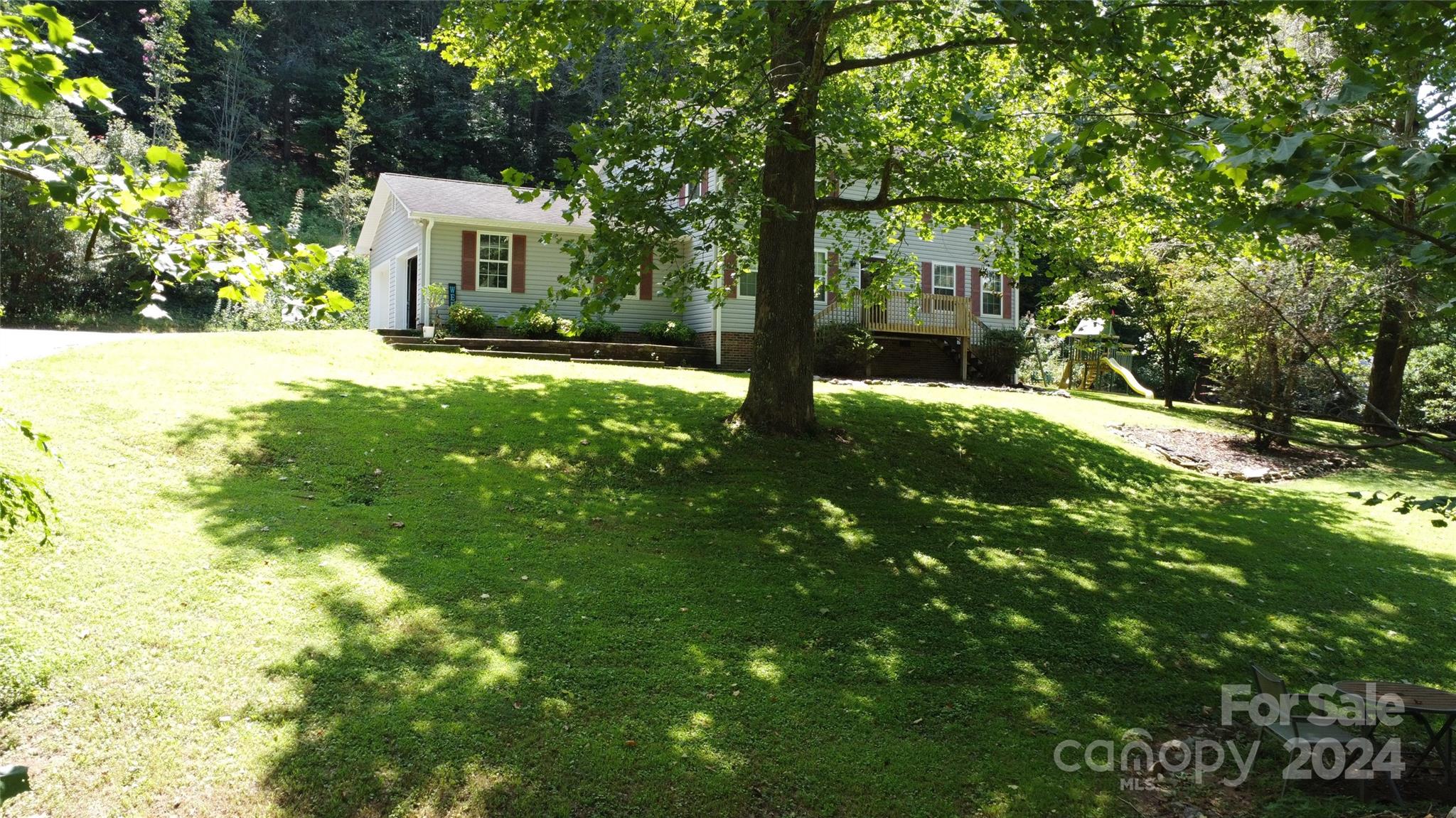 1077 Roby Conley Road Marion, NC 28752 - Photo 46 of 48 Gallery Image 46