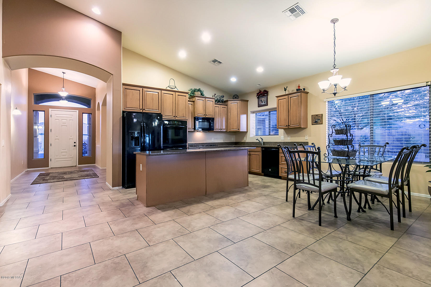 60414 Eagle Ridge Drive Tucson, AZ 85739 - Photo 3 of 35