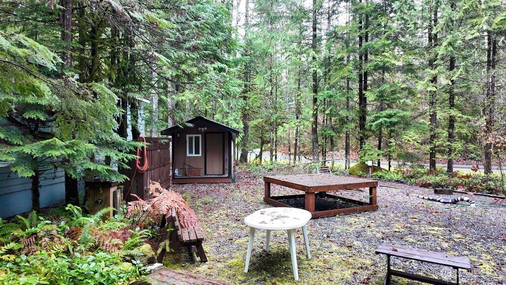 1 Riverside Drive Deming, WA 98244 - Photo 10 of 23