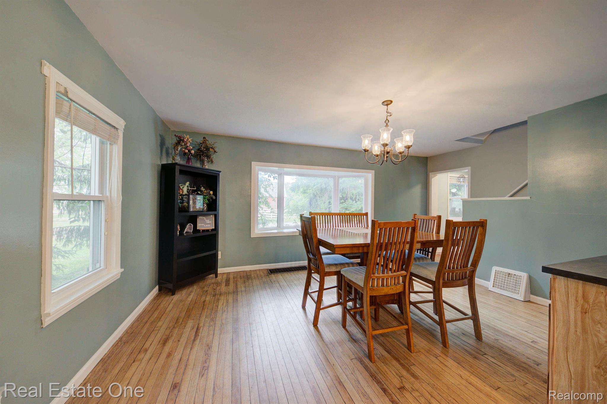6017 Byron Road Howell, MI 48855 - Photo 49 of 94 Gallery Image 49