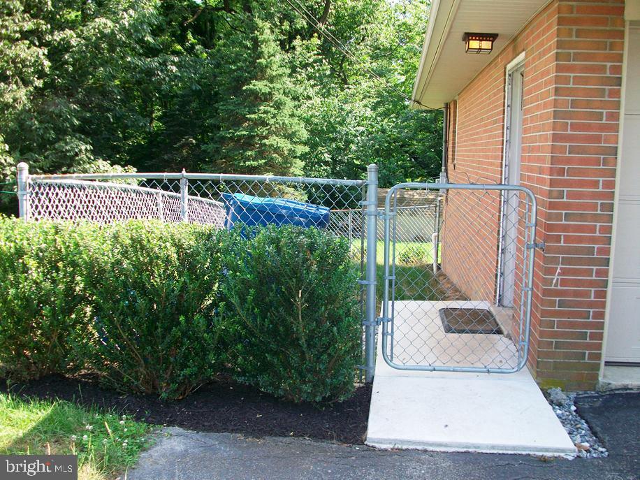 236 North New Street Lititz, PA 17543 - Photo 38 of 47