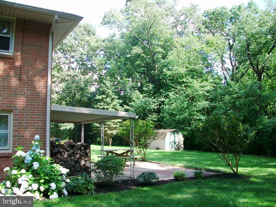 236 North New Street Lititz, PA 17543 - Photo 40 of 47
