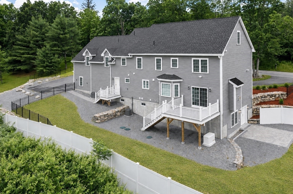 24 Townsend Road Shirley, MA 01464 - Photo 3 of 42