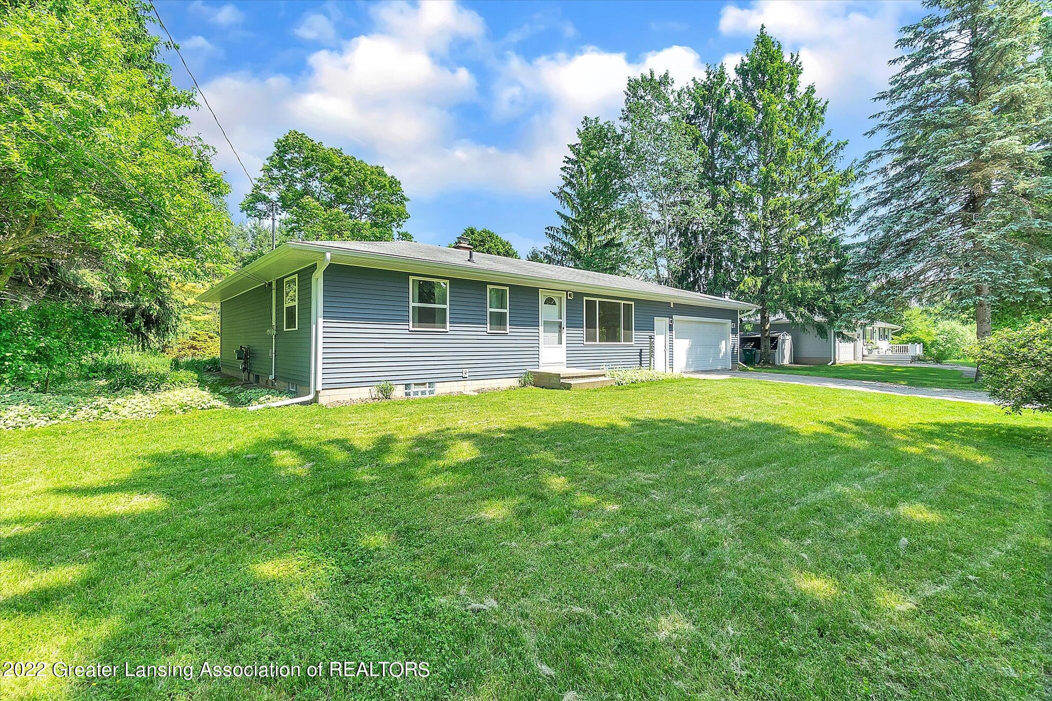 5080 Meridian Road Williamston, MI 48895 - Photo 5 of 32 Front view
