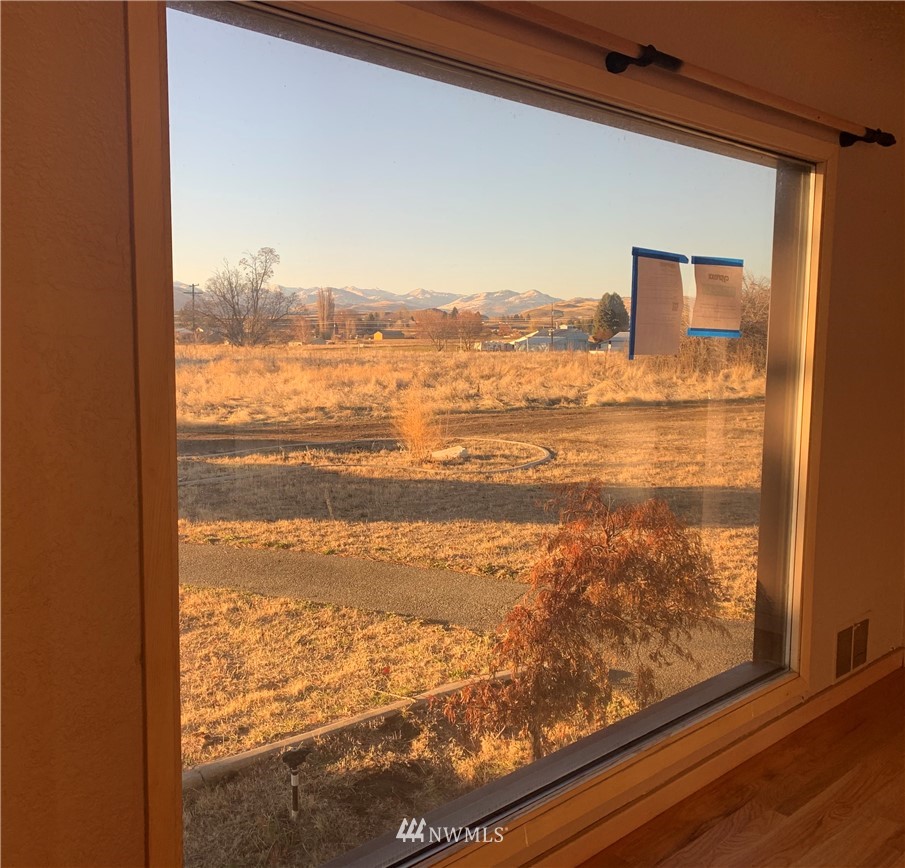 128 Duck Lake Road Omak, WA 98841 - Photo 13 of 28