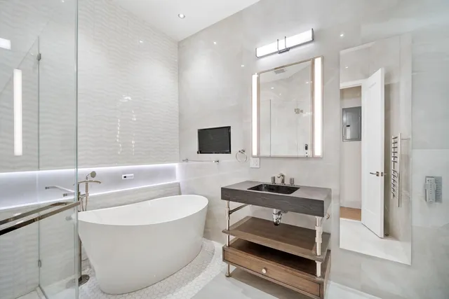 $29,995,000 | 9 East 82nd Street | Upper East Side