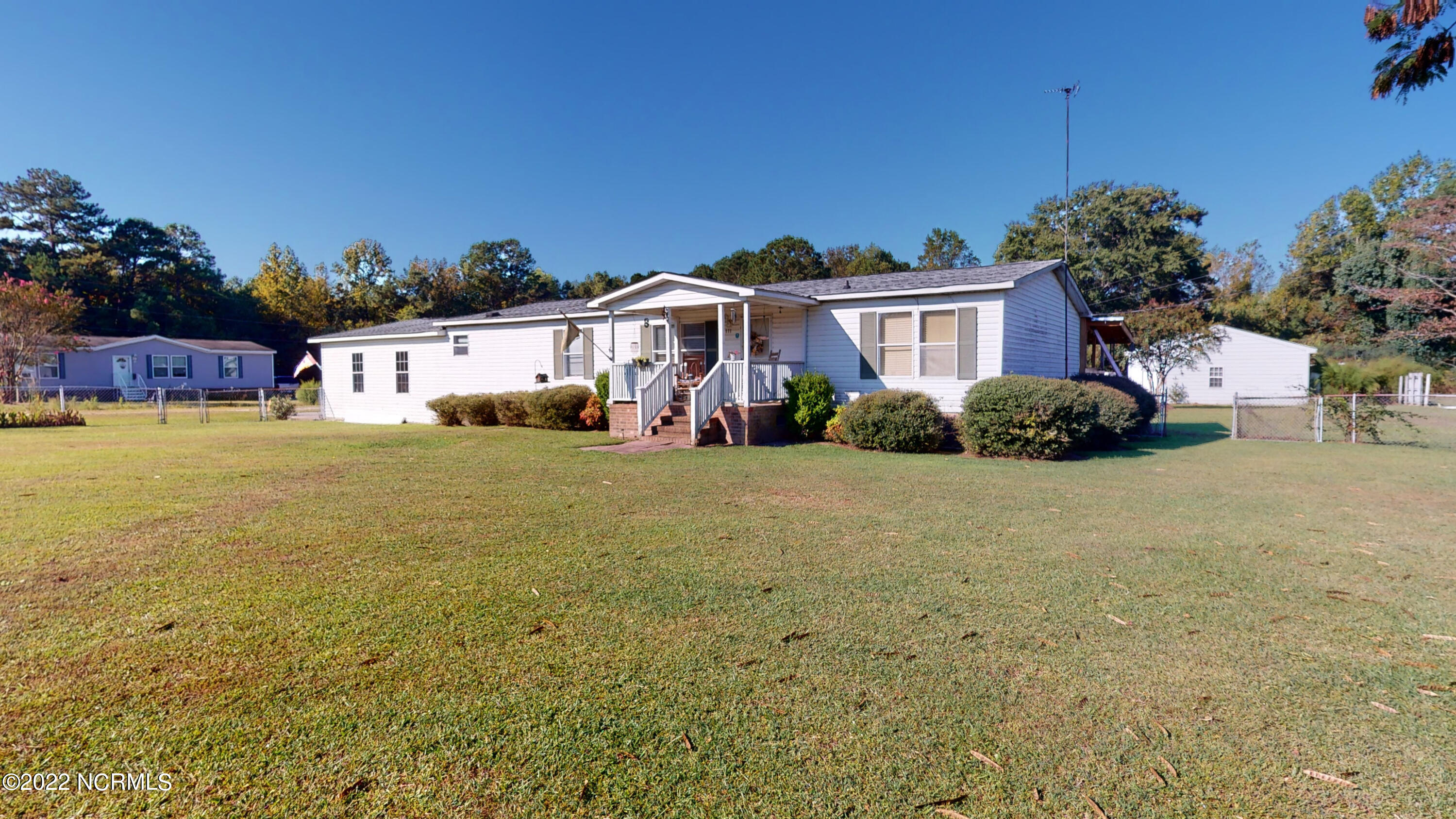 111 Johnny Whaley Road Beulaville, NC 28518 - Photo 3 of 31 111-Johnny-Whaley-Rd-09262022_144837