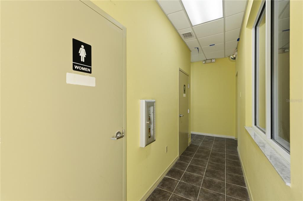 7535 Southwest 62nd Court, Unit B Ocala, FL 34476 - Photo 11 of 25 a view of a hallway
