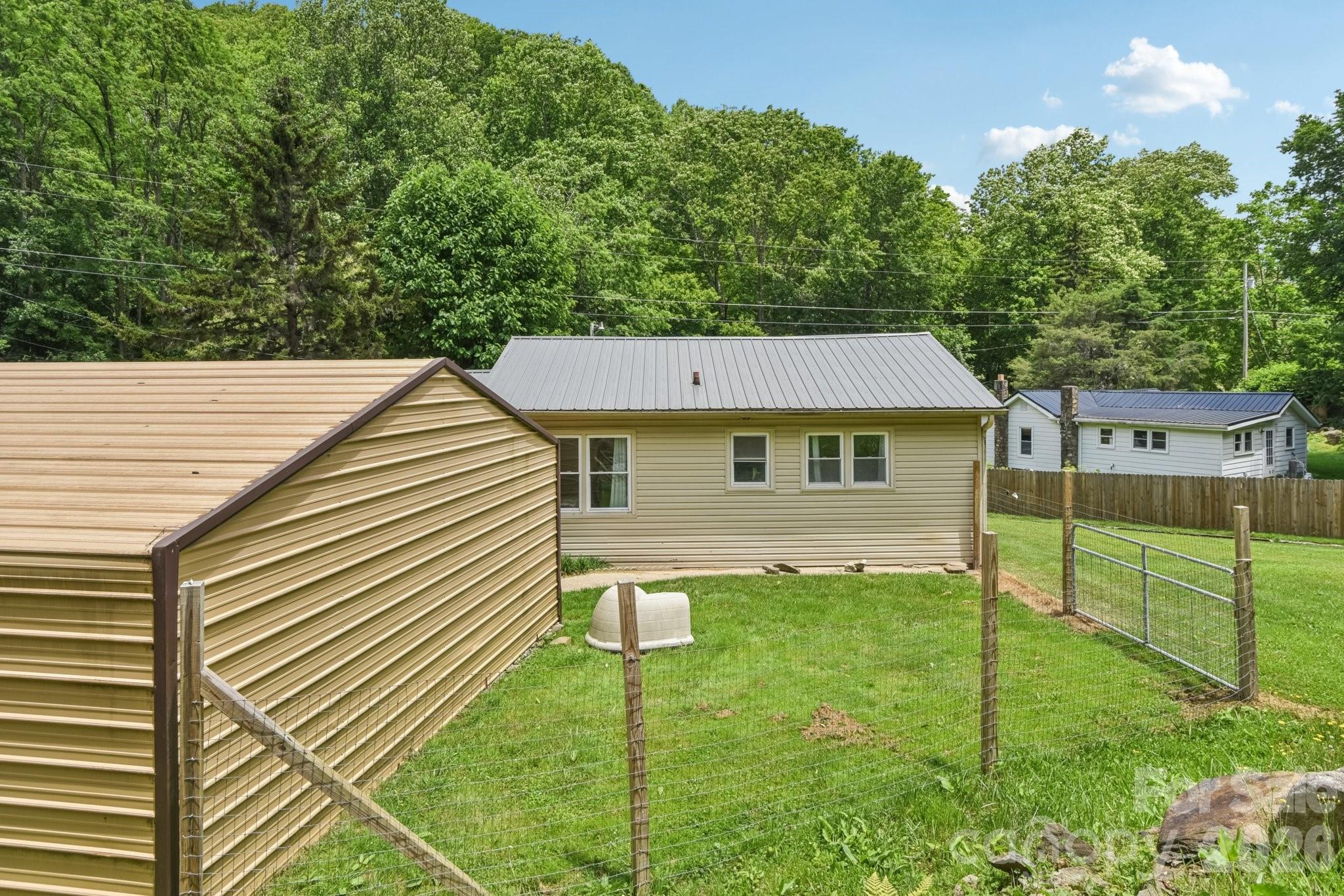 19 Lockman Road Maggie Valley, NC 28751 - Photo 29 of 31